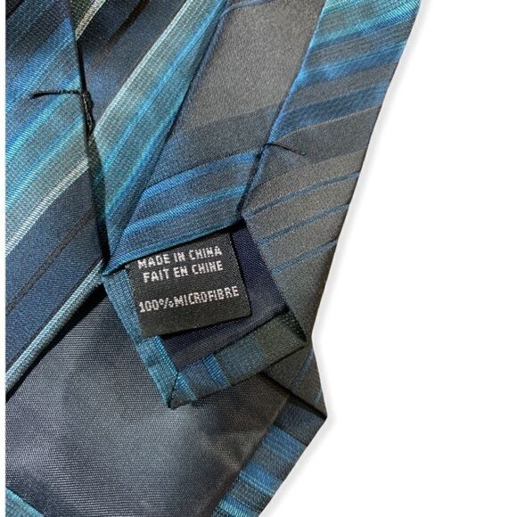NWT Le Chic Tie - Picture 4 of 5